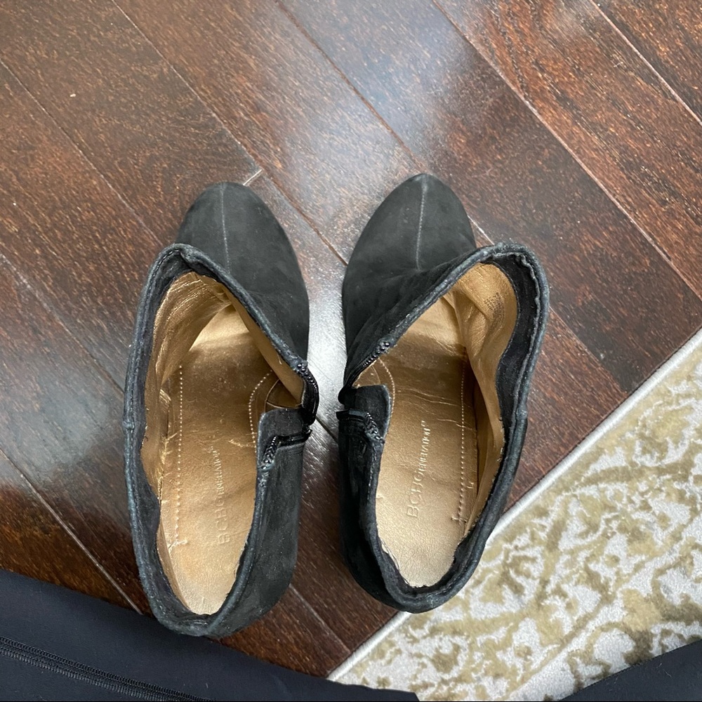 BCBGENERATION Booties - Picture 9 of 9